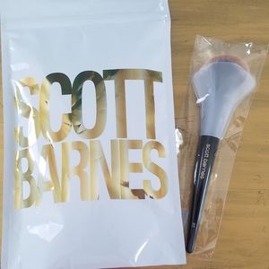 Scott Barnes #65 Flawless Face Pro Brush
